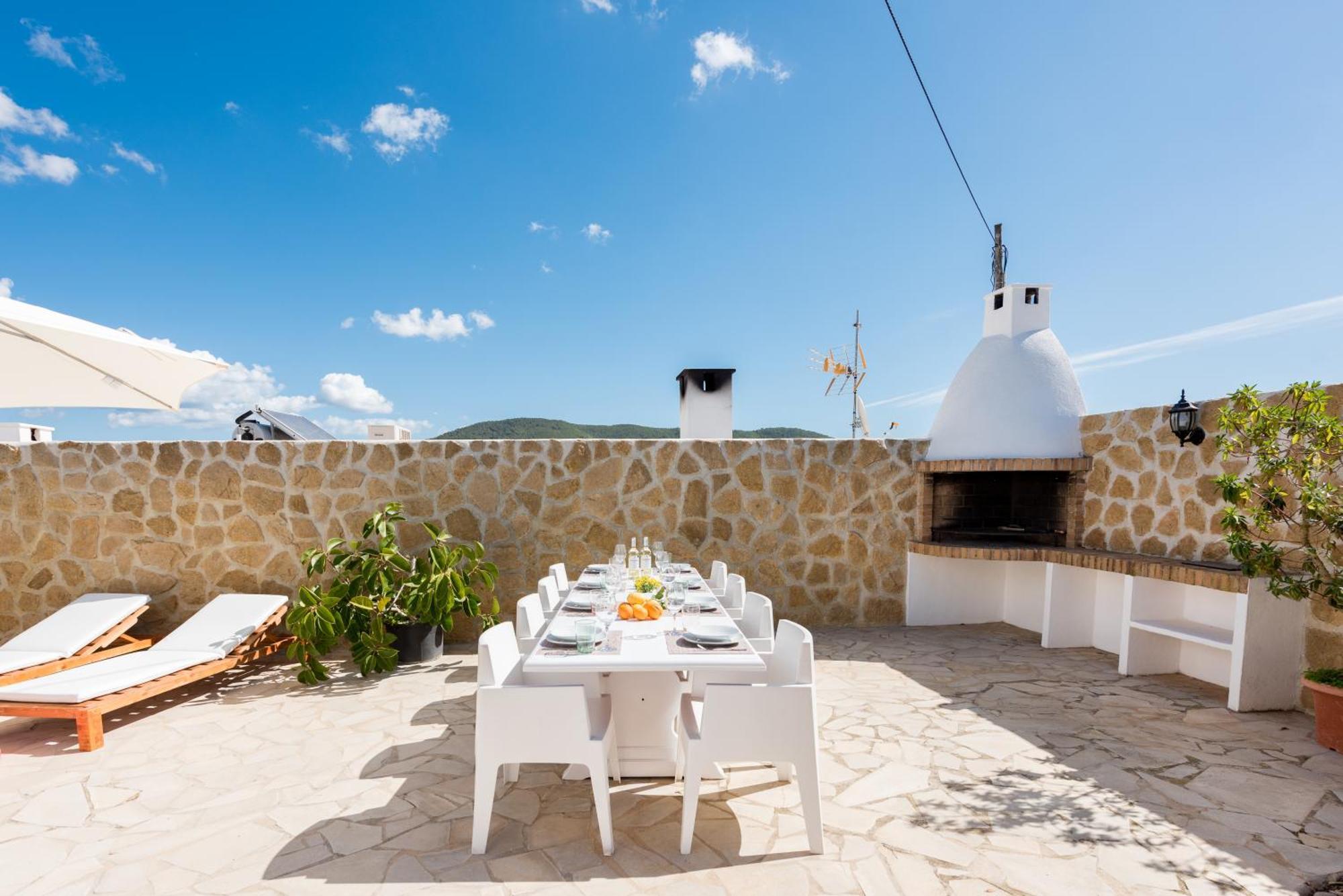 Authentieke Finca, Nabij Het Strand En Restaurants Villa Santa Eularia des Riu Exterior photo